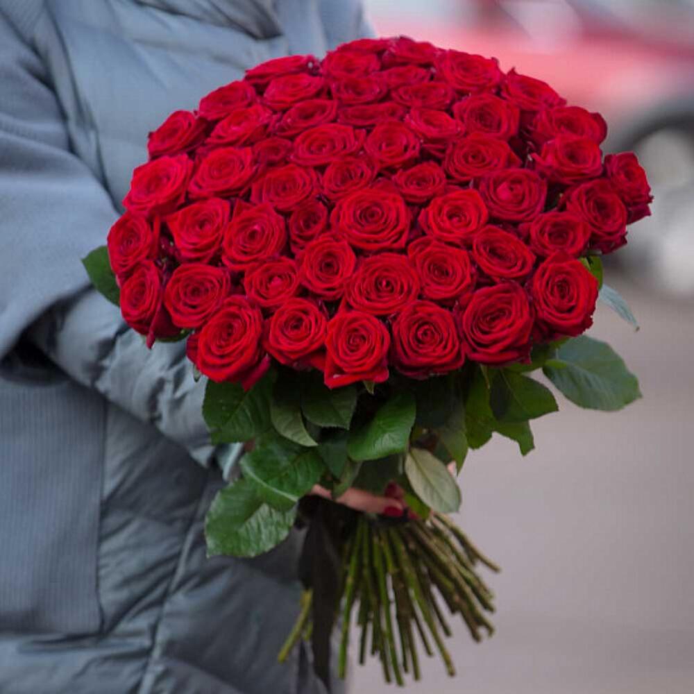 Букет из красных роз